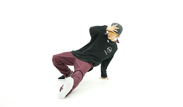 ストリートダンス ベーシック B-GIRLING編